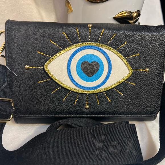 👁️💙🖤 Betsey Johnson XOSYBIL-F Black Faux Leather Eye Crossbody Bag NWT👁️💙🖤 - Picture 7 of 14